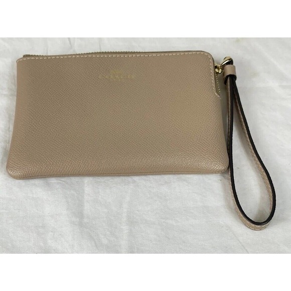 Coach Wristlet-Crossgrain Leather- Taupe/Tan - Corner Zip EUC - Picture 1 of 16